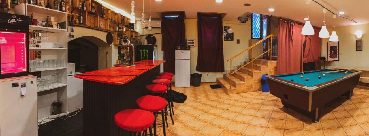 Whole basement former pub3 for bachelor / bachelorette party Budapest Eksteriør bilde