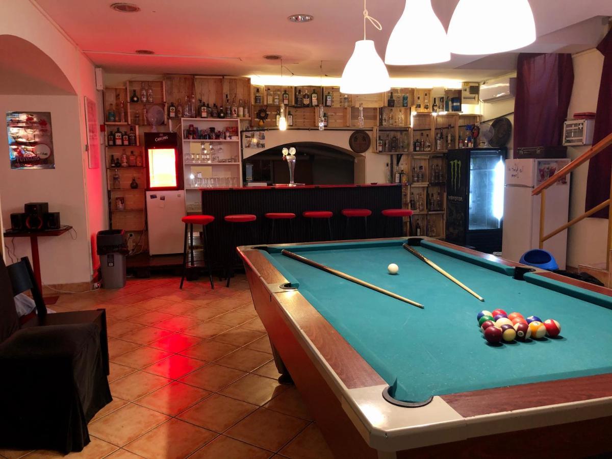 Whole basement former pub3 for bachelor / bachelorette party Budapest Eksteriør bilde